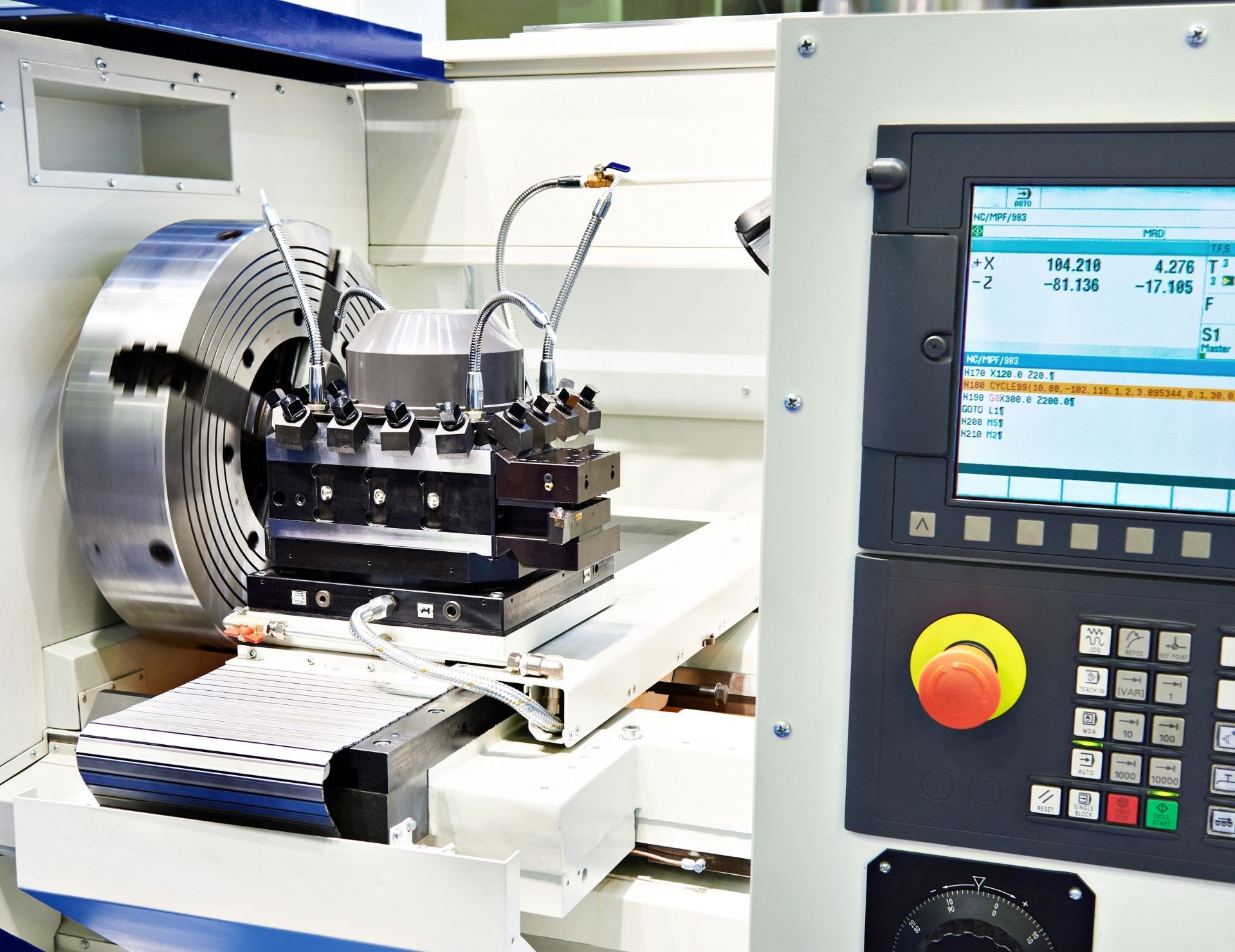 Máquina CNC en reconstrucción