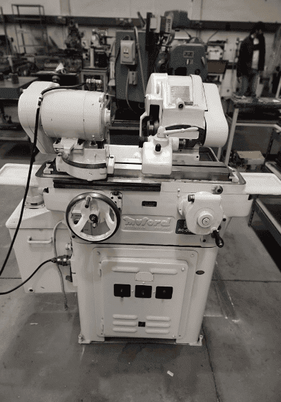 Rectificadora Cilindrica MYFORD MG12