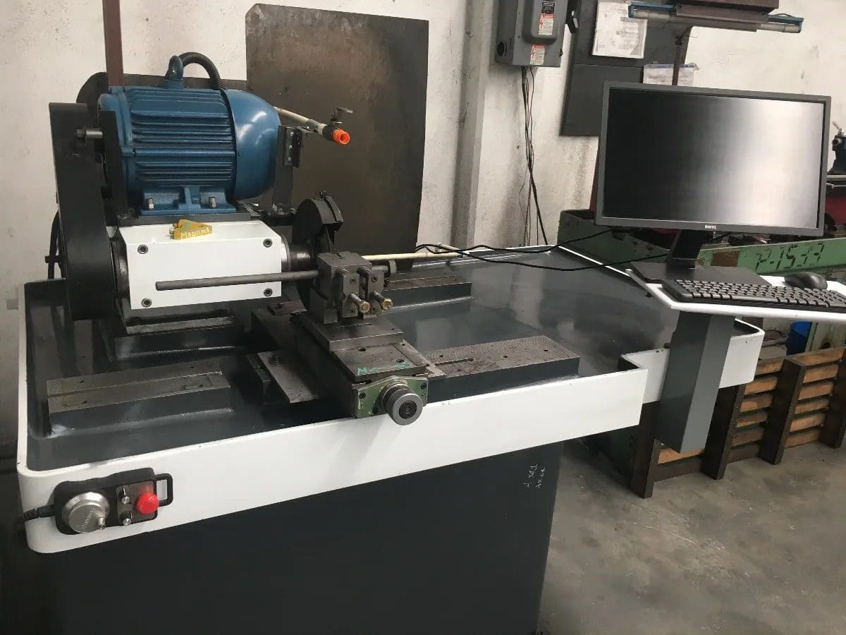 Cortadora de barras de carburo CNC – Rectificadora